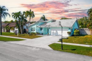 7427 Texas Trail, Boca Raton, FL 33487 Sold 05/28/24