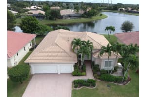 4374 Wellington Shores Drive, Wellington, FL 33449 Sold 02/20/24