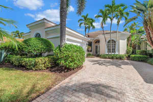 7910 Villa D Este Way, Delray Beach, FL 33446 Sold 04/30/24
