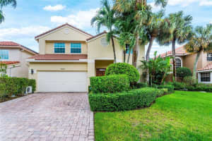 10382 Buena Ventura Drive Drive, Boca Raton, FL 33498 Sold 12/11/23