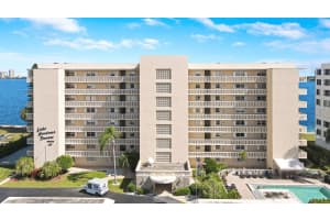 501 Lake Shore Drive 405, Lake Park, FL 33403 Sold 09/16/24