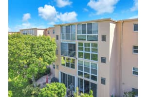2515 NE 2nd Court 304, Boynton Beach, FL 33435 Sold 01/24/24