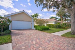 519 Rhine Rd, Palm Beach Gardens, FL 33410, Sold 11/03/23