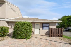 5239 Jog Lane 5239, Delray Beach, FL 33484 Sold 12/15/23