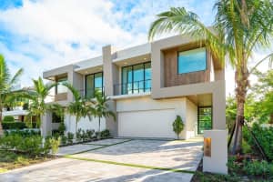 140 NE Wavecrest Way, Boca Raton, FL 33432 Sold 12/29/23