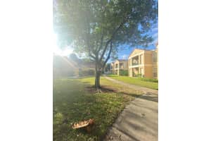949 Riverside Drive 423, Coral Springs, Fl 33071, Coral Springs