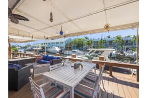 732 NE 12th Terrace 1, Boynton Beach, FL 33435 Sold 04/10/24