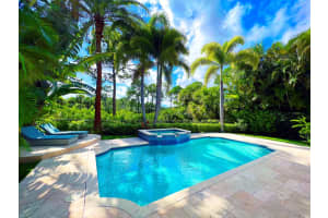 165 Viera Drive, Palm Beach Gardens, FL 33418 Sold 03/15/24