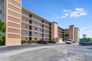 740 E Ocean Avenue 307, Boynton Beach, FL 33435 Sold 02/07/24