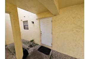 2307 Linton Ridge Circle C-9, Delray Beach, FL 33444 Sold 01/05/24