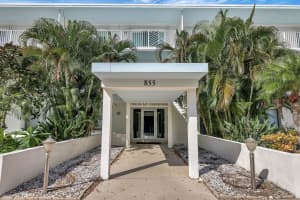 855 Dahlia Lane 206, Vero Beach, FL 32963 Sold 01/31/24