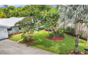 933 Chapel Hill Boulevard, Boynton Beach, FL 33435 Sold 05/24/24
