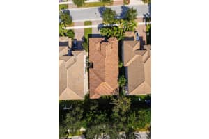 8538 Lewis River Road, Delray Beach, FL 33446 Sold 04/19/24