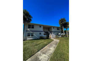1529 SE Royal Green Circle 102, Port St Lucie, FL 34952 Sold 12/14/23
