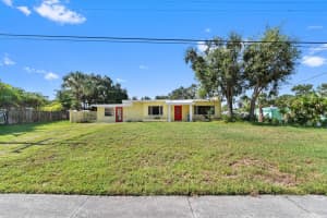 910 NW Fork Road, Stuart, FL 34994 Sold 03/27/24