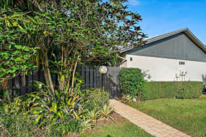1188 Shibumy Circle B, West Palm Beach, FL 33415 Sold 01/19/24