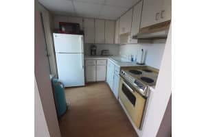 2131 NE 1st Court 103, Boynton Beach, FL 33435 Sold 04/11/24