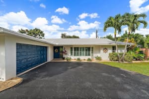 298 Country Club Drive, Tequesta, FL 33469 Sold 01/12/24