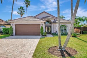 1939 Oak Berry Circle, Wellington, FL 33414 Sold 11/30/23