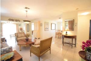 6812 Moonlit Drive, Delray Beach, FL 33446 Sold 04/05/24