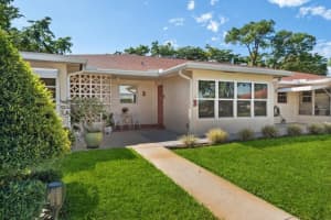 5240 NW 3rd Street B, Delray Beach, FL 33445 Sold 02/12/24