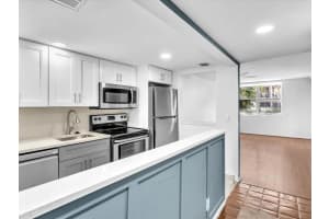 2012 S Federal Hwy Highway 105, Boynton Beach, FL 33435 Sold 01/28/24