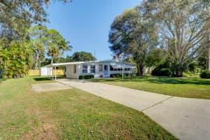 7946 21st Street, Vero Beach, FL 32966 Sold 05/16/24
