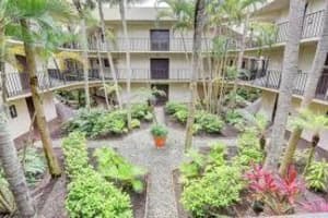 5220 Las Verdes Circle 302, Delray Beach, FL 33484 Sold 04/30/24