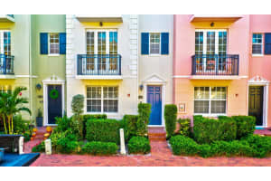 1048 E Heritage Club Circle, Delray Beach, FL 33483 Sold 05/29/24