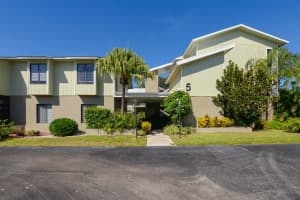 800 NW Fork Road 5-6, Stuart, FL 34994 Sold 12/21/23