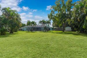 569 NE Lima Vias, Jensen Beach, FL 34957 Sold 12/15/23