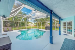 569 NE Lima Vias, Jensen Beach, FL 34957 Sold 12/15/23