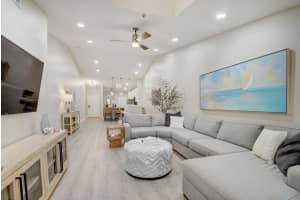 5917 Sunswept Lane B, Boynton Beach, FL 33437 Sold 04/17/24