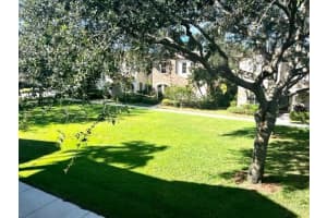 30 Stoney Drive, Palm Beach Gardens, FL 33410 Sold 06/13/24