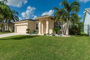 1207 Olympic Circle, Greenacres, FL 33413 Sold 12/22/23