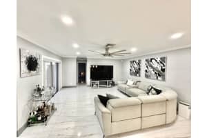 1305 Peppertree Trail B, Fort Pierce, FL 34950 Sold 09/10/24