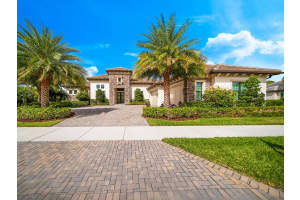 846 SW Winston Avenue, Palm City, FL 34990 Sold 02/12/24