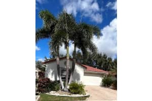 7275 Whitfield Avenue, Boynton Beach, FL 33437 Sold 12/28/23