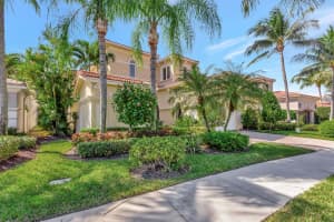 179 Viera Drive, Palm Beach Gardens, FL 33418 Sold 04/10/24