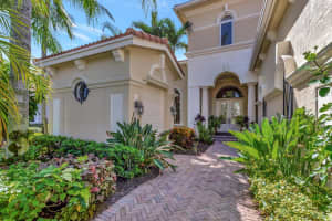 179 Viera Drive, Palm Beach Gardens, FL 33418 Sold 04/10/24