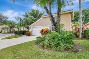 4786 Carlton Golf Drive, Lake Worth, FL 33449 Sold 02/27/24