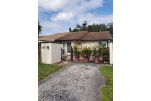 5673 Biscayne Drive, Greenacres, FL 33463 Sold 12/27/23