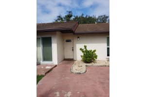 5673 Biscayne Drive, Greenacres, FL 33463 Sold 12/27/23