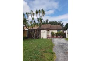 5673 Biscayne Drive, Greenacres, FL 33463 Sold 12/27/23