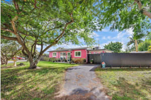 960 Tripp Drive, West Palm Beach, FL 33413 Sold 12/18/23