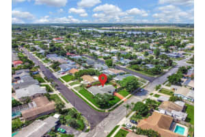 1333 Crest Drive, Lake Worth Beach, FL 33461 Sold 05/10/24