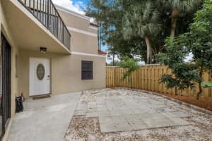3975 Village Drive D, Delray Beach, FL 33445 Sold 01/02/24