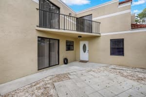 3975 Village Drive D, Delray Beach, FL 33445 Sold 01/02/24