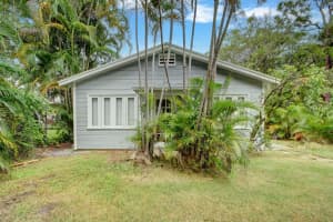 203 Lakeland Drive, West Palm Beach, FL 33405 Sold 02/27/25