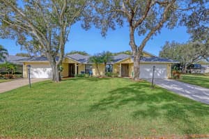 12766 SE Pinehurst Court, Hobe Sound, FL 33455 Sold 03/11/24